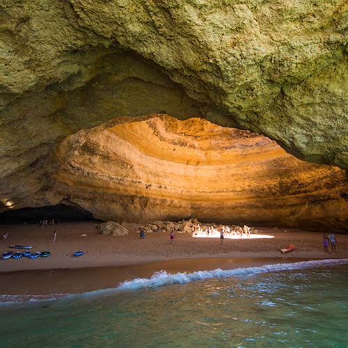 grotte benagil algarve portugal vincent thepaut